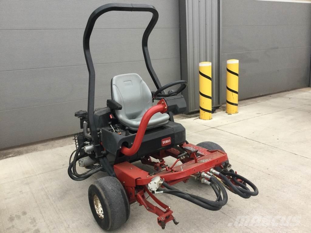 Toro 3250D Samojízdné sekačky