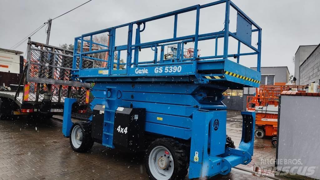 Genie 5390 Nůžková zvedací plošina