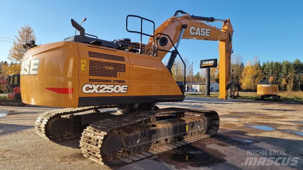 CASE CX 250E Pásová rýpadla