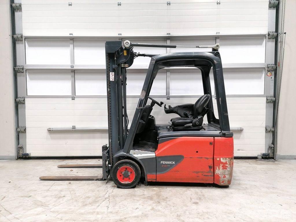 Linde E16-02 Akumulátorové vozíky