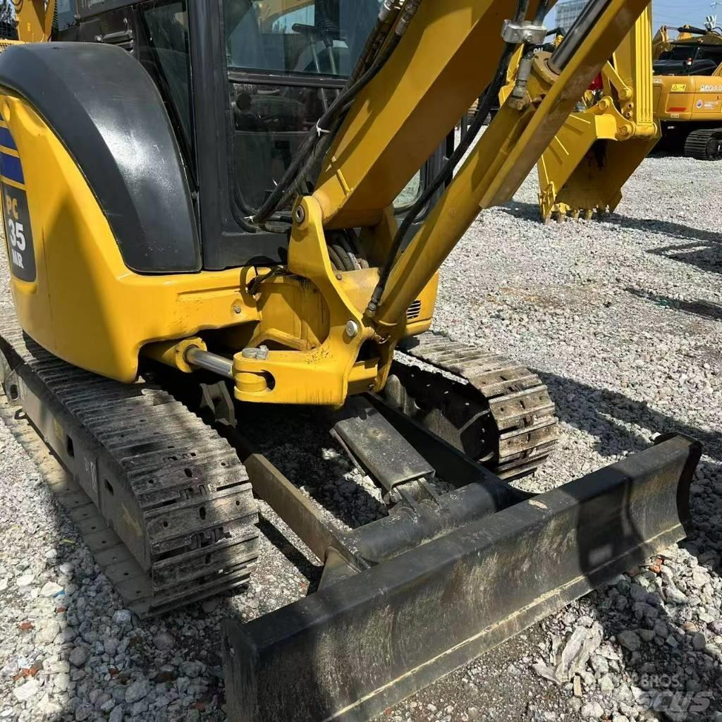Komatsu 35 Pásová rýpadla