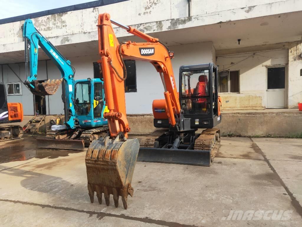 Doosan DH55 Mini rýpadla < 7t