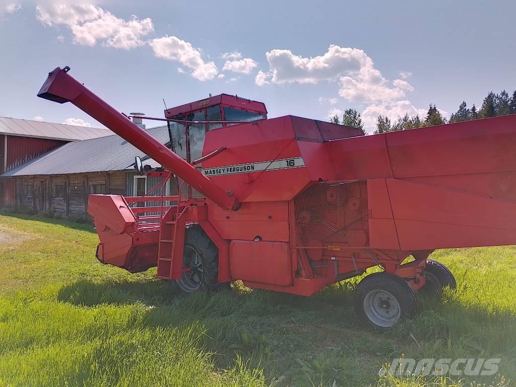 Massey Ferguson 16 Sklízecí mlátičky