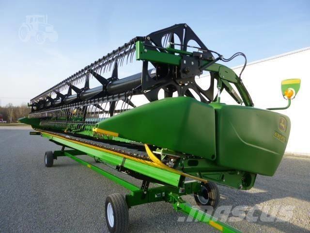John Deere 630 F Kombajnové hlavice
