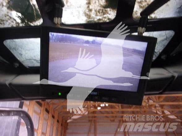 Bobcat T870 Smykem řízené nakladače