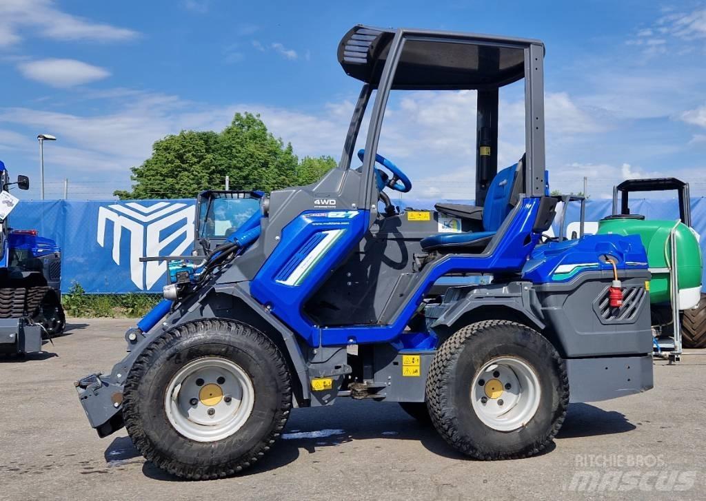 Multione EZ7 - BEG Smykem řízené nakladače