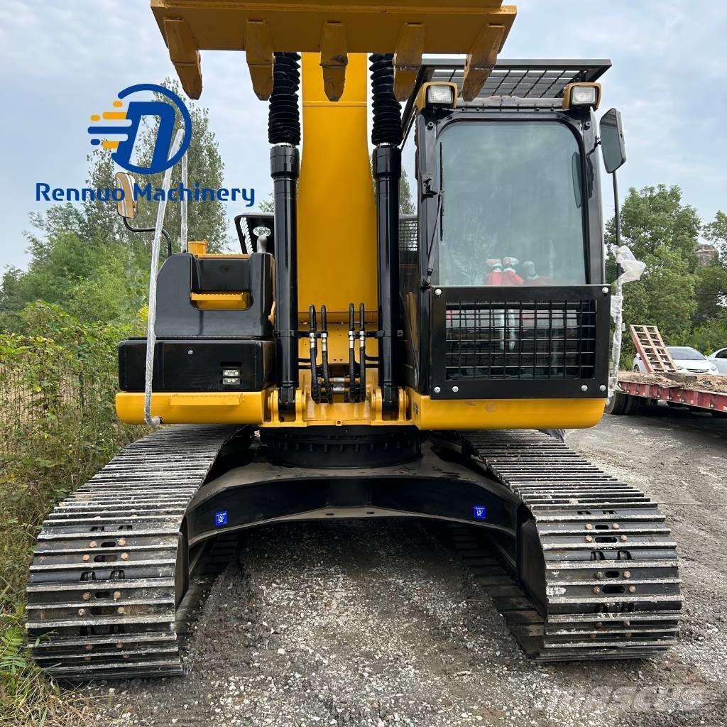 CAT 320D2 Pásová rýpadla