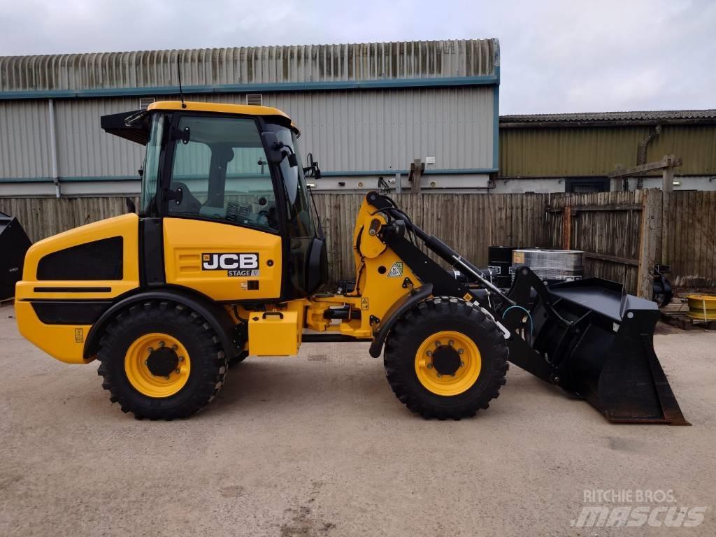 JCB 407 Kolové nakladače