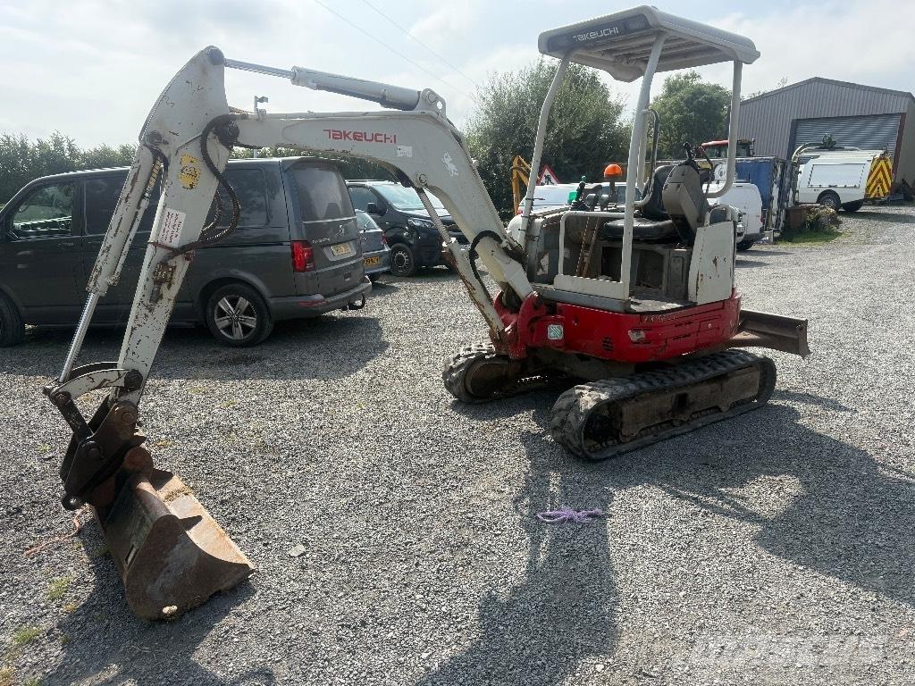 Takeuchi TB 23 R Mini rýpadla < 7t