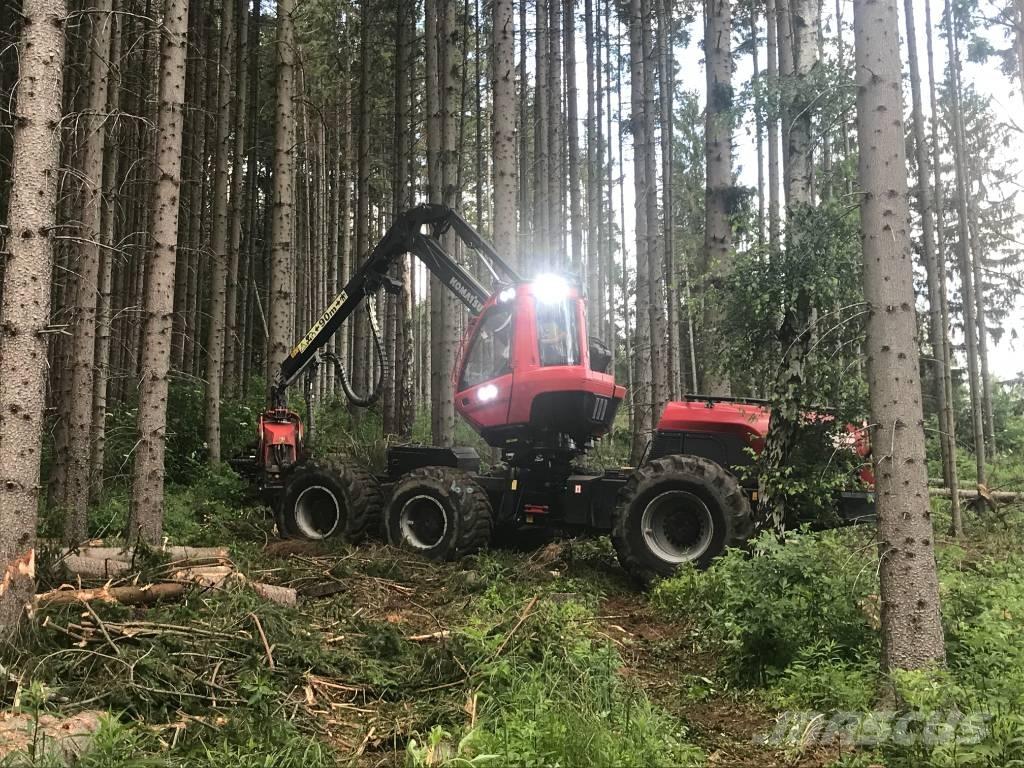 Komatsu 951 Harvestory