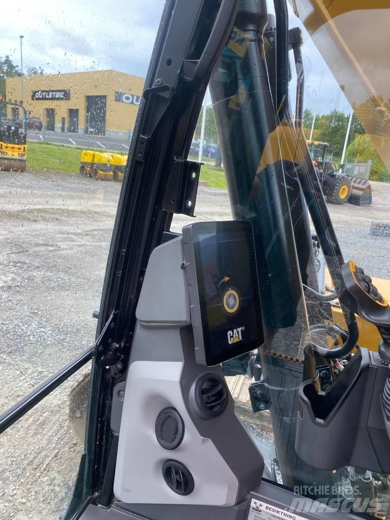 CAT 320 Pásová rýpadla