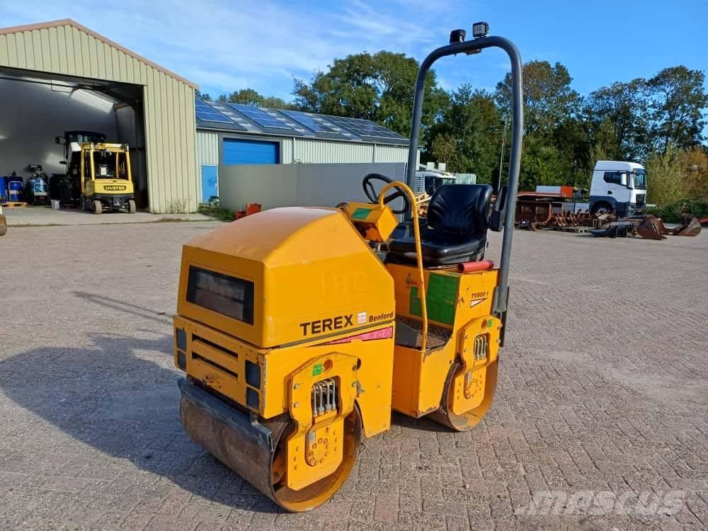 Terex TV 800 Tandemové válce