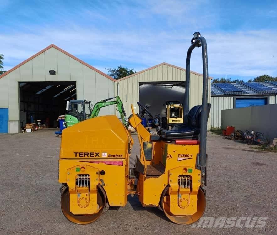 Terex TV 800 Tandemové válce