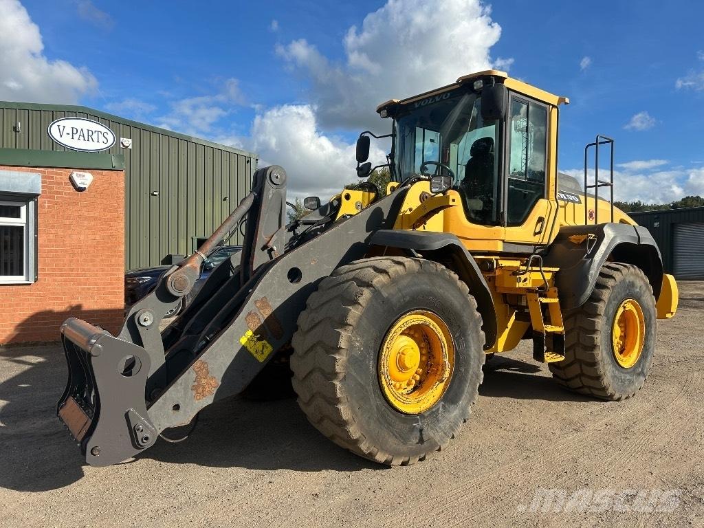 Volvo L110H Kolové nakladače