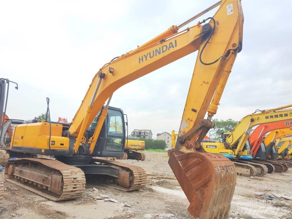 Hyundai R225LC-7 Pásová rýpadla