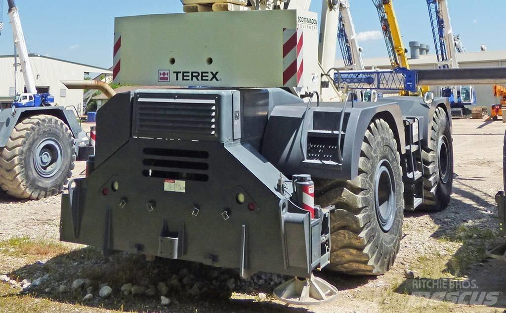 Terex RT670 Jeřáby pro těžký terén