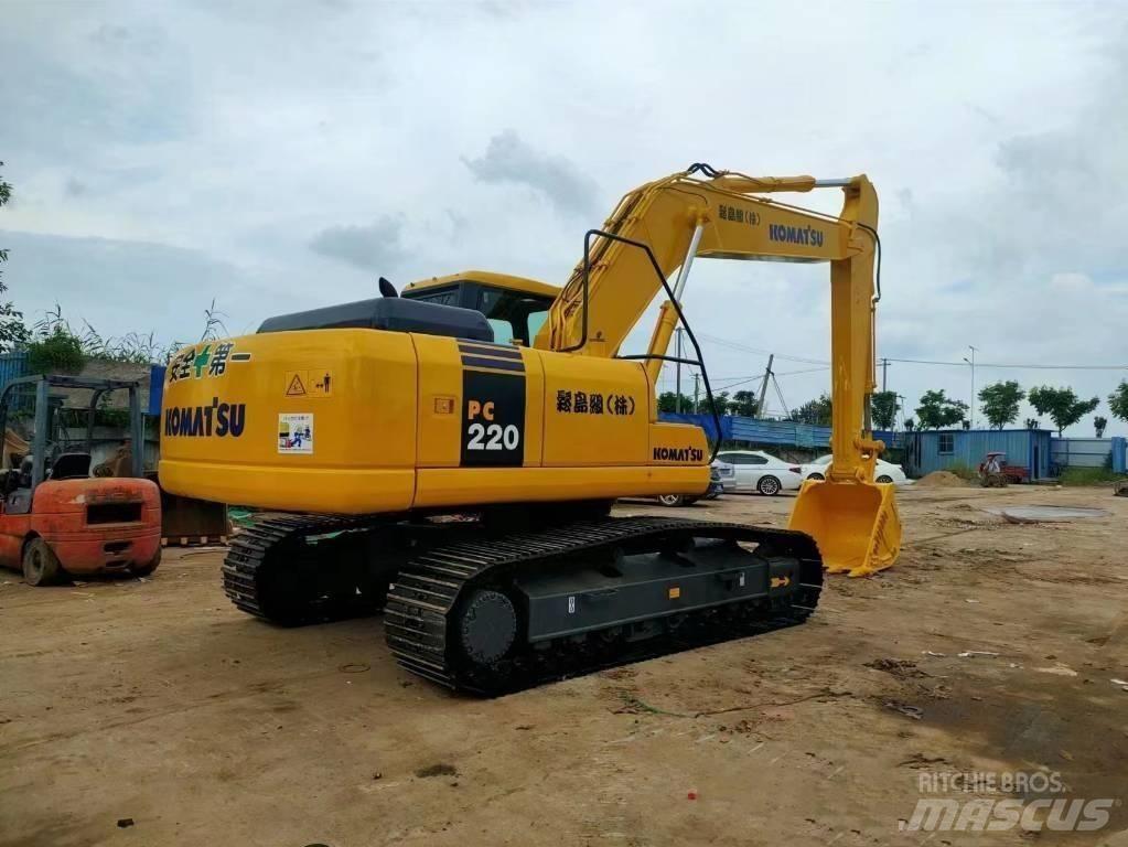 Komatsu pc220-7 Pásová rýpadla