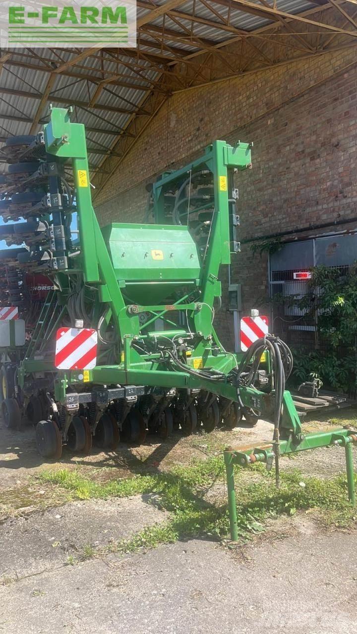 John Deere 750 A Přesné secí stroje