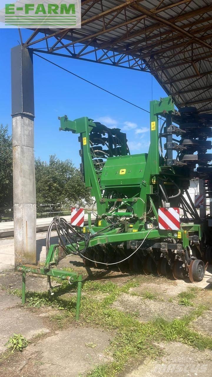 John Deere 750 A Přesné secí stroje