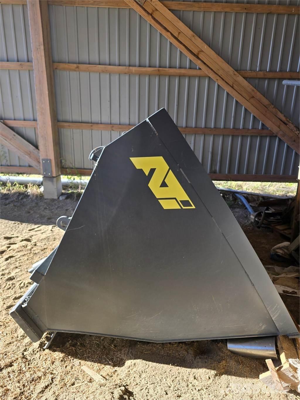 ATI 30 Sypače písku a soli