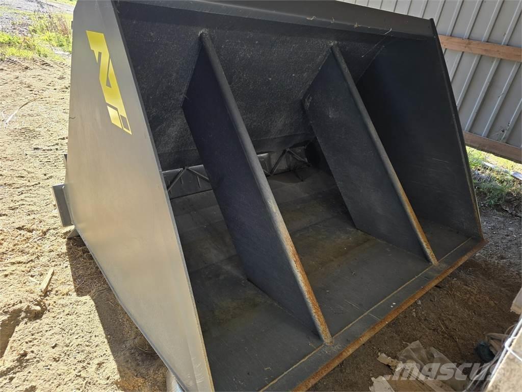 ATI 30 Sypače písku a soli