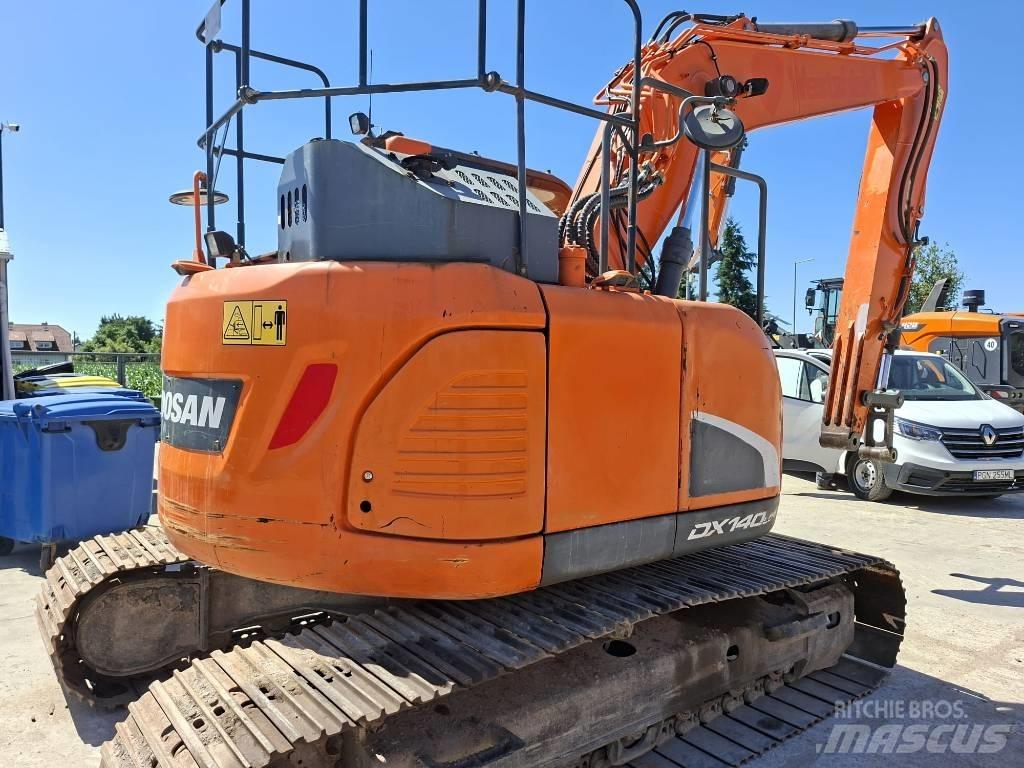 Doosan DX 140 LCR Pásová rýpadla