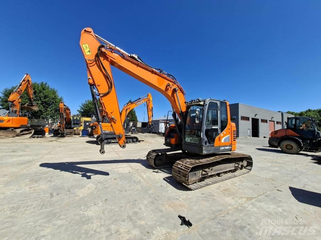 Doosan DX 140 LCR Pásová rýpadla