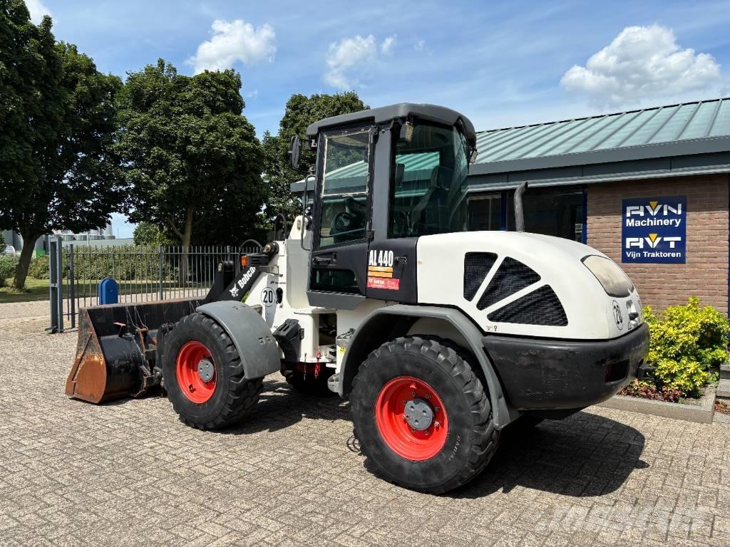Bobcat AL 440 D Kolové nakladače