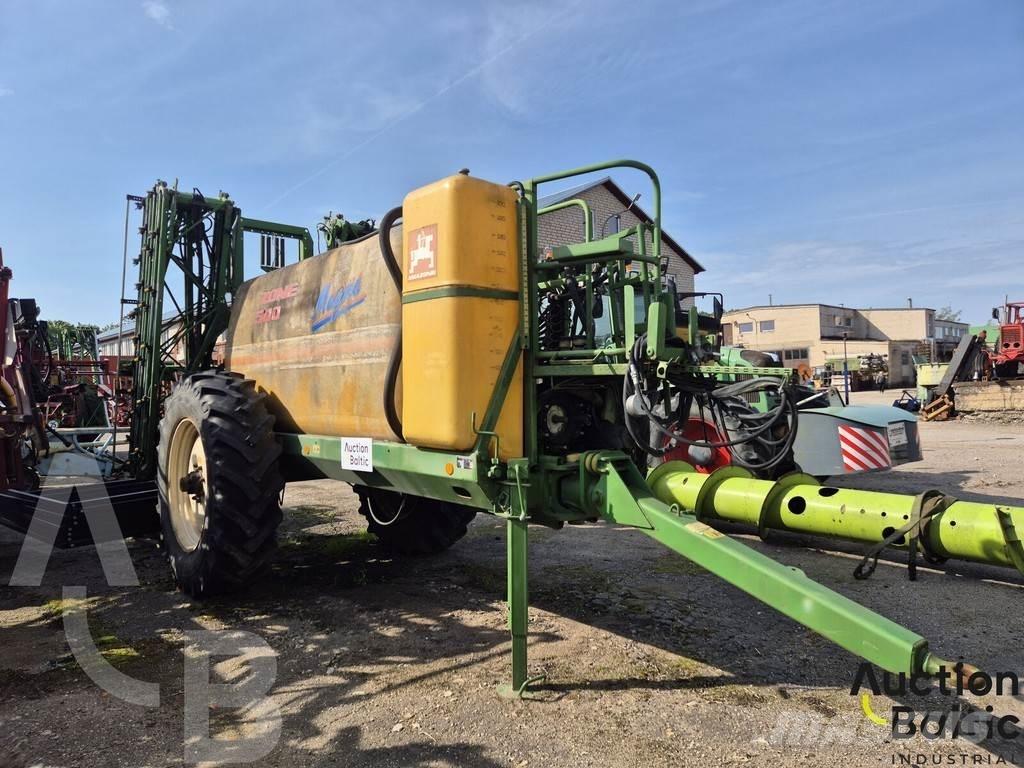 Amazone UG 4500 Tažené postřikovače