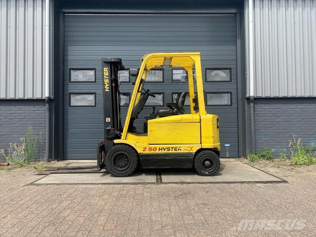 Hyster J2.50XM Akumulátorové vozíky