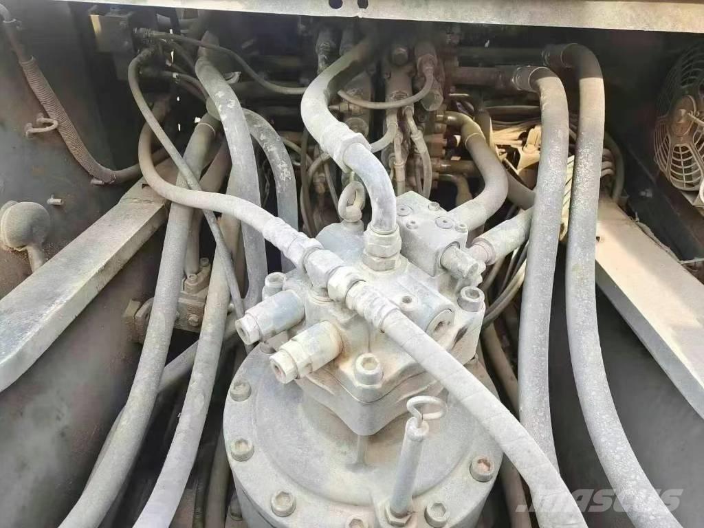 Sumitomo SH 350 Pásová rýpadla
