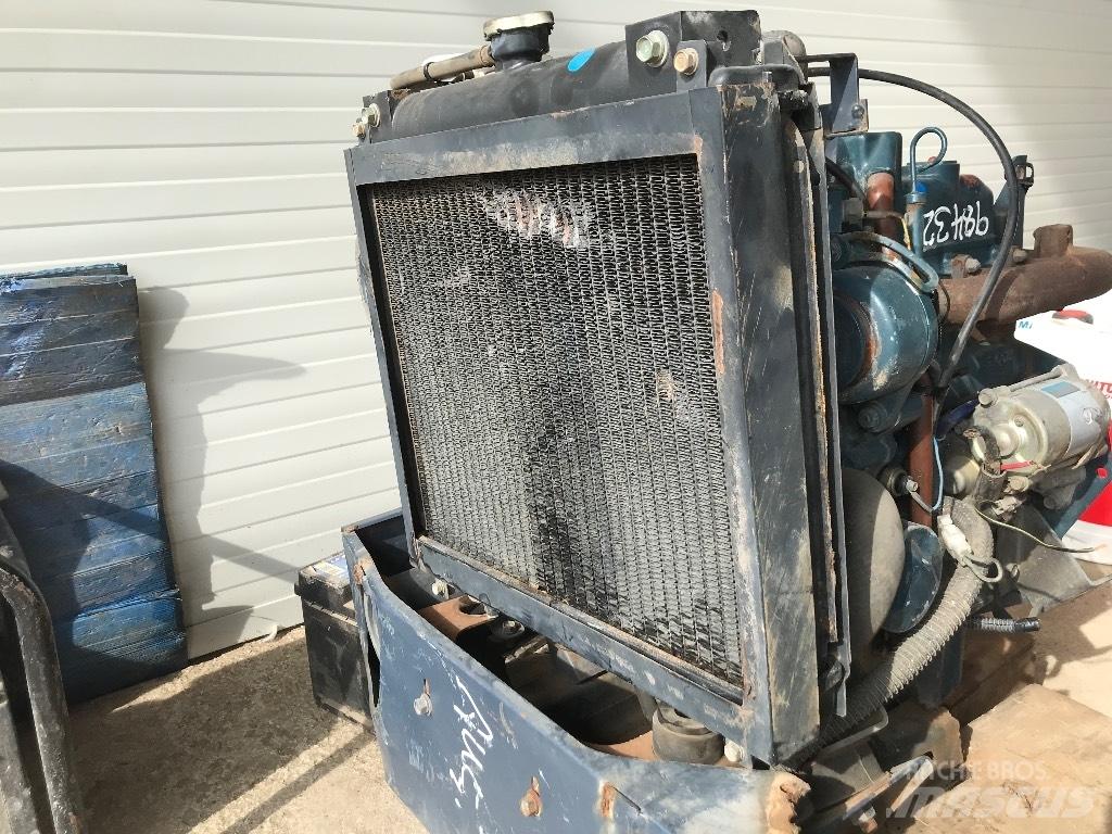 Kubota D 1005 Další