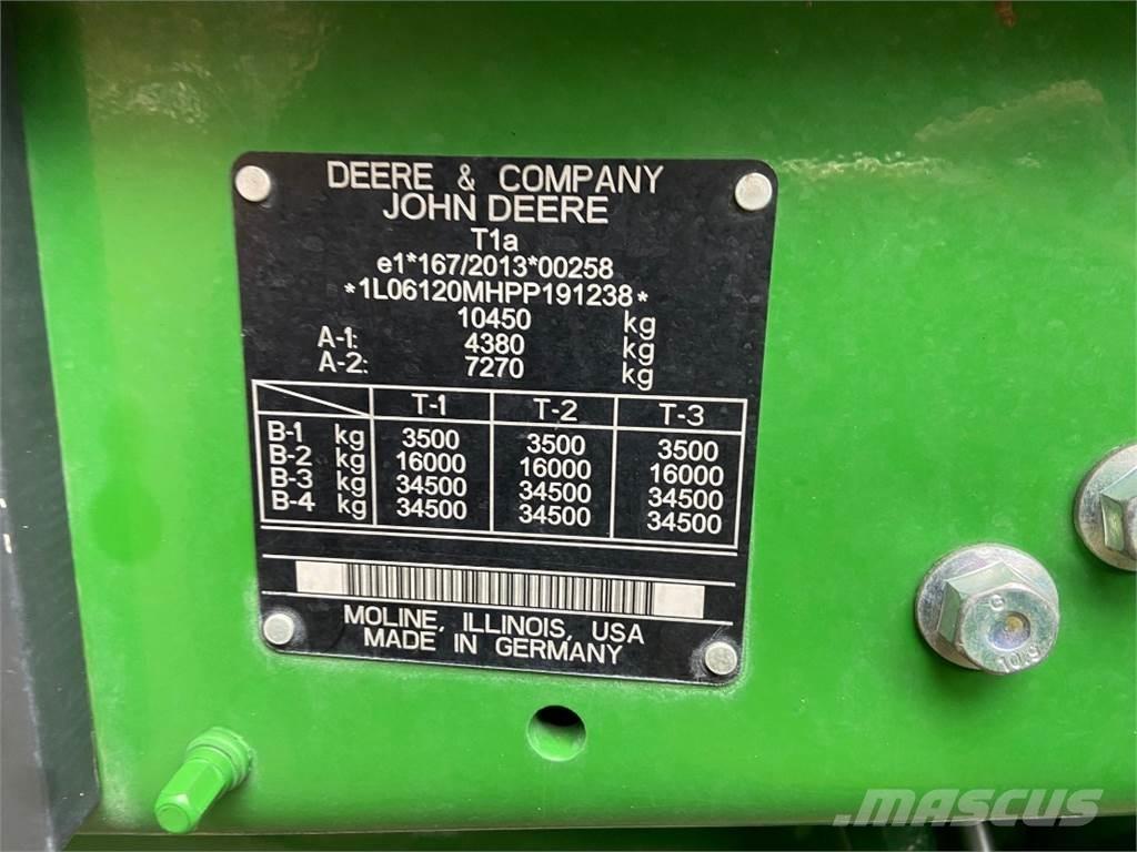 John Deere 6120M Traktory