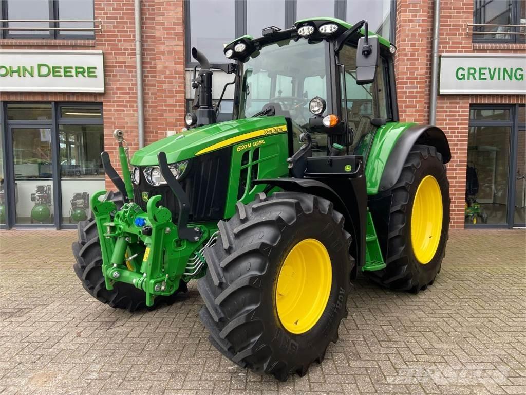 John Deere 6120M Traktory