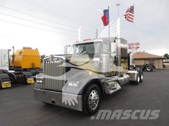 Kenworth W900L Tahače