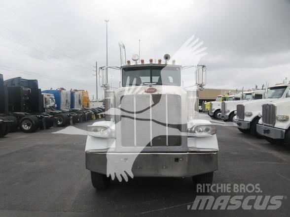 Peterbilt 389 Tahače