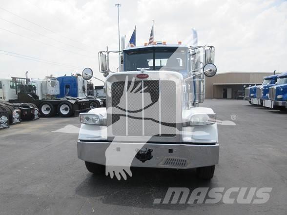 Peterbilt 389 Tahače