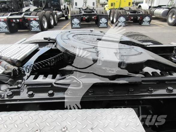 Peterbilt 389 Tahače