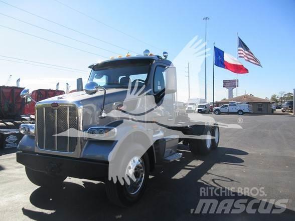 Peterbilt 567 Tahače