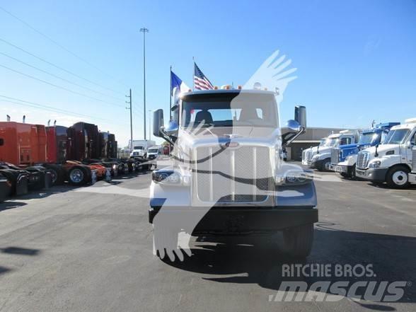 Peterbilt 567 Tahače