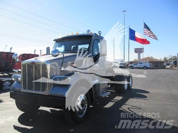 Peterbilt 567 Tahače