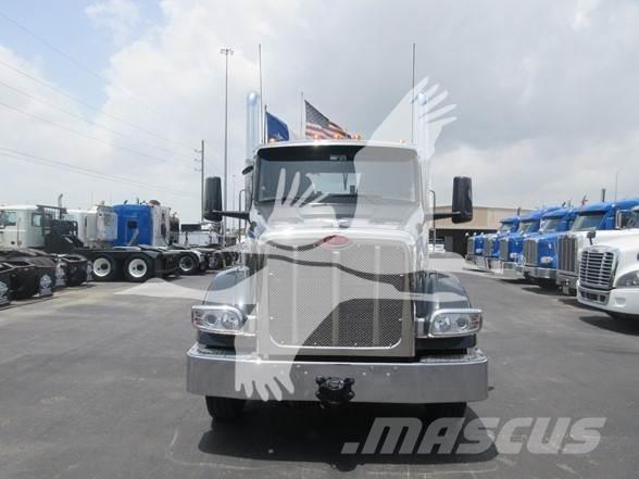 Peterbilt 567 Tahače