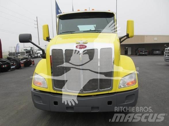 Peterbilt 579 Tahače