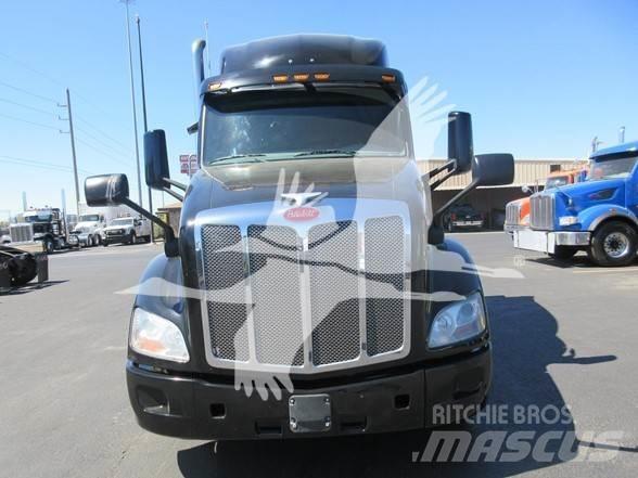 Peterbilt 579 Tahače