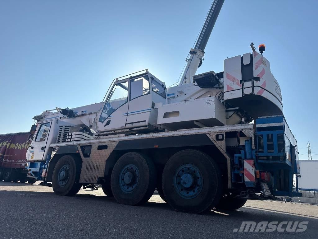 Grove GMK 3060 Jeřáby pro těžký terén