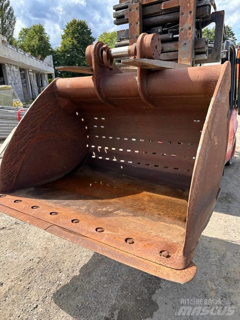 CAT Bucket Lopaty