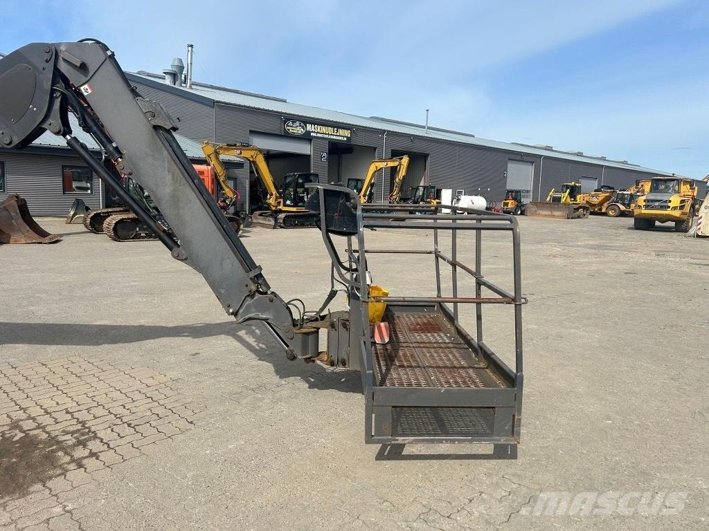 Manitou 280 TJ Kloubové plošiny