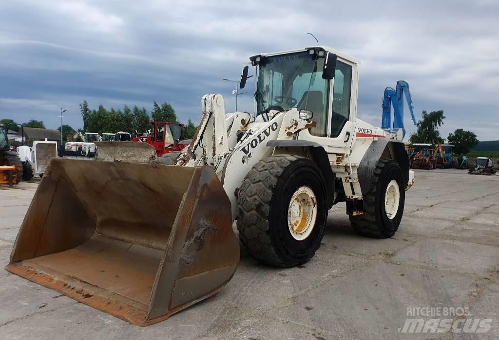 Volvo L 110 F Kolové nakladače