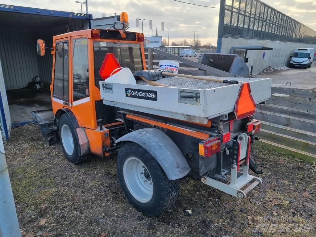 Holder C9700H Užitkové stroje