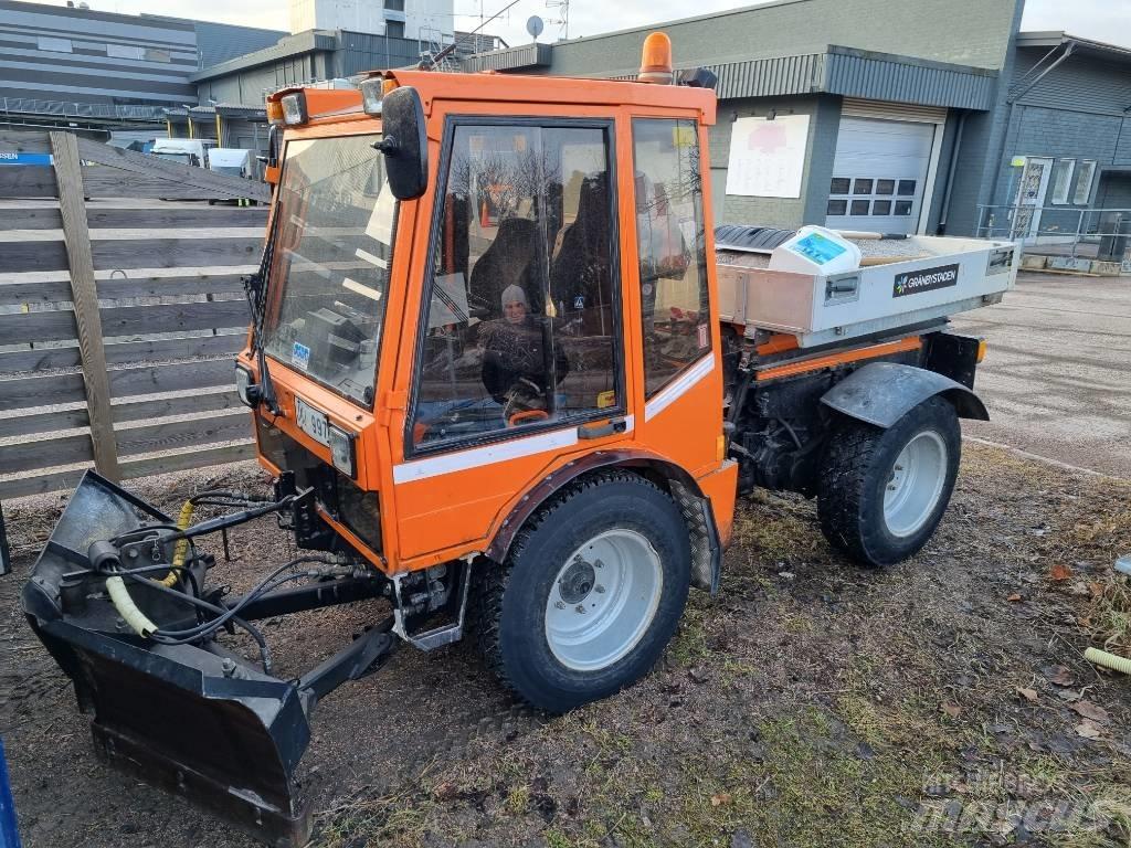 Holder C9700H Užitkové stroje